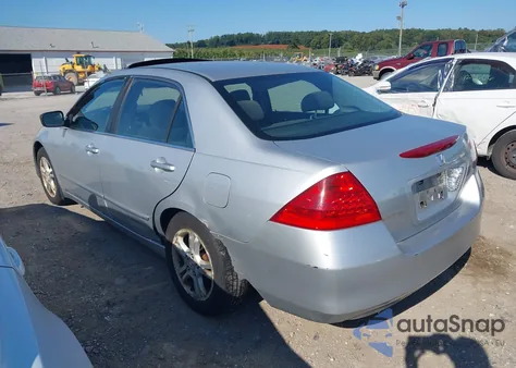 2006 Honda Accord 2.4 Ex из США, поврежденный, VIN 1HGCM56716A008082